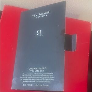 Volumizing Mascara and Primer Duo